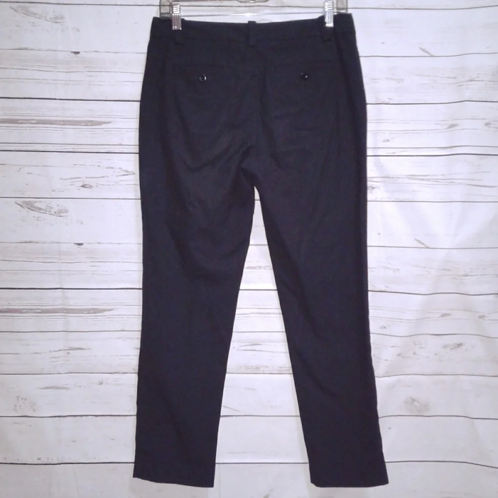 GAP Ankle Pants - Picture 2 of 6